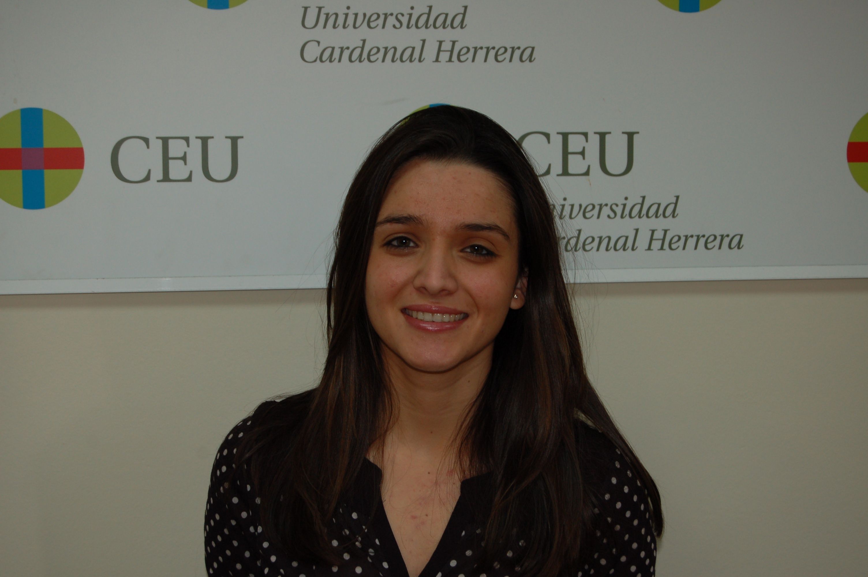 La alumna de la CEU UCH María Aurora Colvée ha representado a la