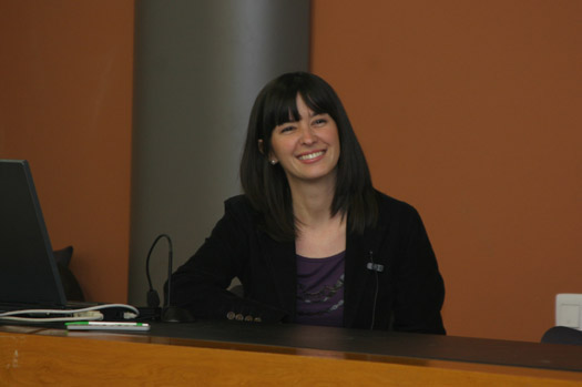 Isabel García en el Aula Magna de la Facultad de Ciencias Sociales y Jurídicas de la CEU-UCH.