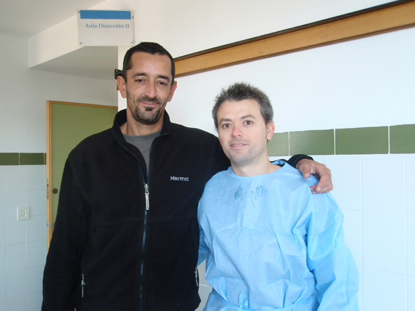 sostén Rango padre El doctor Pedro Cavadas realiza un ensayo de su próximo transplante de cara  en la Universidad CEU Cardenal Herrera