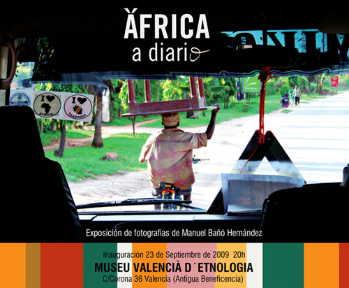 Cartel de la exposición de fotografías del profesor Manuel Bañó, titulada "África a diario".