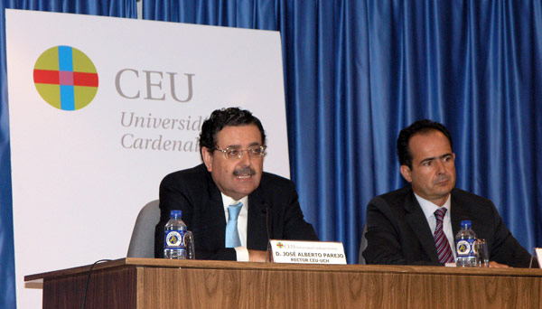 José Alberto Parejo Gámir, rector de la Universidad CEU Cardenal Herrera, e Higinio Marín Pedreño, vicerrector en Elche.