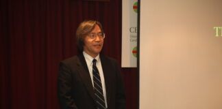 Hiroshi Tasaka: “En la Universidad hemos de pasar de transmitir conocimientos a enseñar a obtener sabiduría a partir de la experiencia”