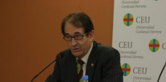 Bernabé Tierno destaca la importancia de la actitud de los educadores y resalta la valía de su actitud optimista