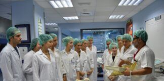 Alumnos de Medicina de la CEU-UCH visitan la Unidad de Esterilización del Consorcio Hospitalario Provincial de Castellón