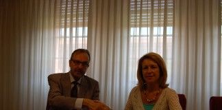 La Universidad CEU Cardenal Herrera y eFarma Medical firman un convenio para abordar el mayor proyecto europeo de telemedicina en la farmacia