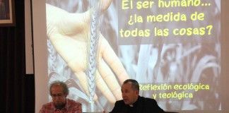 El biólogo y teólogo Ferrán Lluch destaca en la CEU-UCH que en el proyecto de Dios “el ser humano es corresponsable y servidor de la naturaleza”