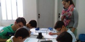 El Proyecto de apoyo escolar de Magisterio de la CEU-UCH y Cáritas de Elche recibe el premio Angel Herrera a la Solidaridad