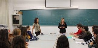 Seminario de la Asociación de Epilepsia de la Comunidad Valenciana a los estudiantes del Grado en Farmacia de la CEU-UCH