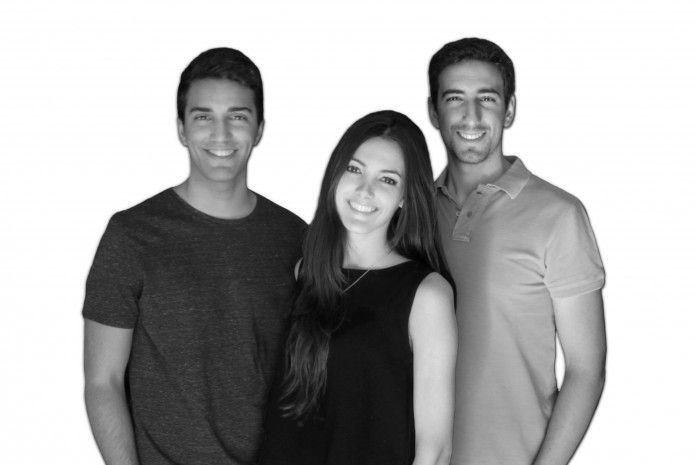 Francisco Hidalgo, Teresa Sanchis y Álvaro Hidalgo, estudiantes de Arquitectura premiados con la primera mención honorífica del concurso ARKXSITE International Architecture Competitions.