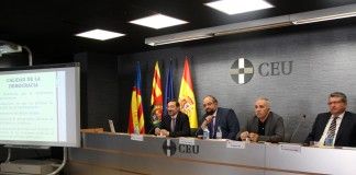PP, PSOE y UPyD abordan la regeneración de los partidos políticos en las Jornadas de la CEU-UCH de Elche