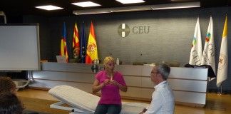 Un centenar de fisioterapeutas de la provincia asisten a las jornadas de osteopatía en la CEU-UCH de Elche