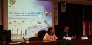 ESTEVE presenta, en la CEU-UCH, su apuesta tecnológica para favorecer la comunicación entre pacientes y miembros del equipo de Salud
