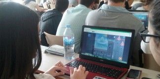 La CEU-UCH de Elche imparte un taller a sus alumnos de Magisterio sobre programación de videojuegos para promover el talento infantil
