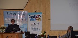 El profesor de Medicina de la CEU-UCH Enrique Rodilla, invitado como ponente al mayor congreso de Cardiología de África y Oriente Medio El profesor de Medicina de la CEU-UCH Enrique Rodilla, durante su intervención en el Congreso Cardioalex 2015, en Alejandría.