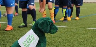 El mundo del fútbol se suma a la campaña #MovimientoPerroVerde, impulsada por el Grado en Publicidad, en solidaridad con las enfermedades raras