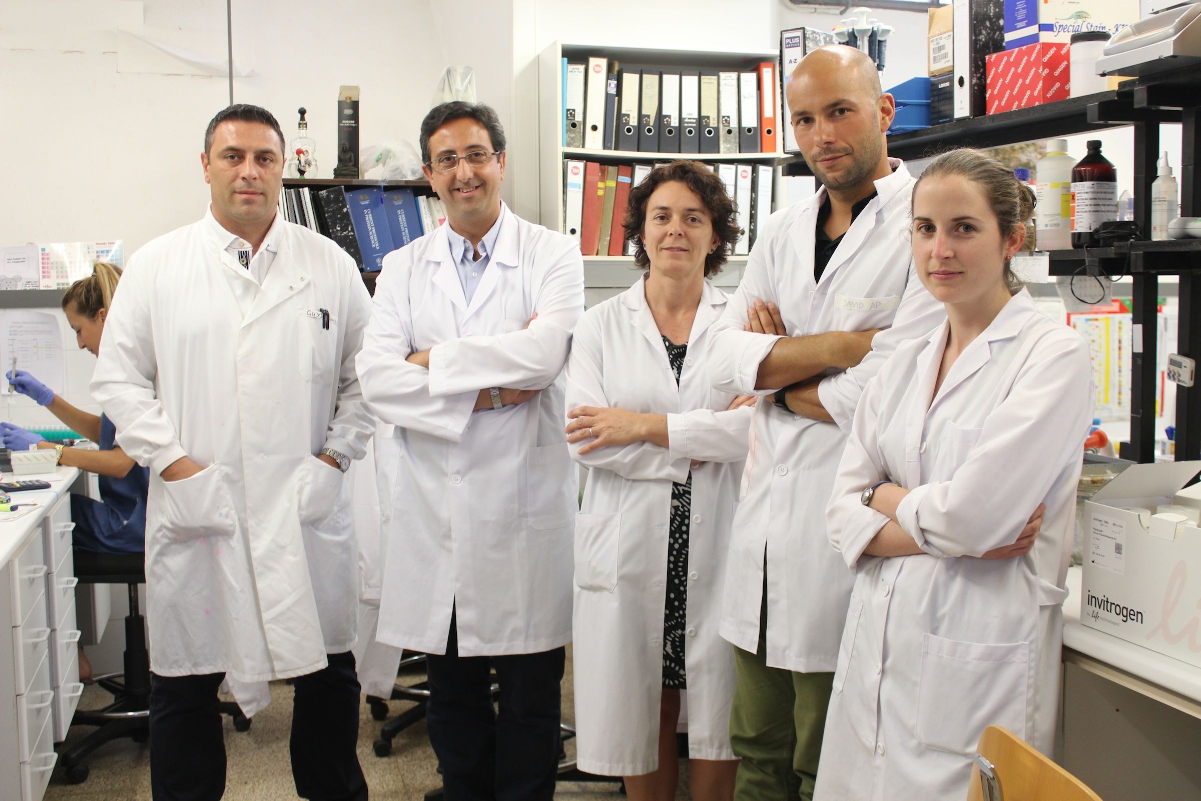 Los investigadores de la CEU-UCH Sauro, Soria, García Esparza, Zipancic y Paradells, miembros del grupo que lidera el profesor Soria.