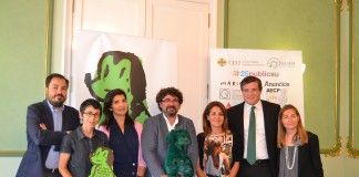 La Titulación de Publicidad de la CEU-UCH y las organizaciones valencianas impulsan el “Movimiento Perro Verde” en solidaridad con las enfermedades raras