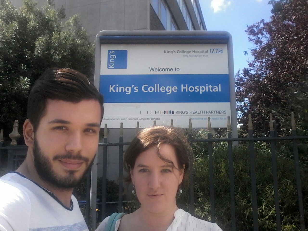 Alumnos Enfermería prácticas King's College