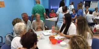 Más de 2.000 personas asisten a los talleres de prevención a personas mayores en Elche, Dolores y Santa Pola impartidos por alumnos de Enfermería de la CEU-UCH