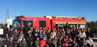 Estudiantes de Enfermería de la CEU-UCH de Castellón participan en un simulacro de accidente en el Parque de bomberos de Oropesa