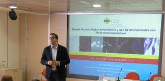 CEU Descubre. Presentan en la CEU-UCH de Castellón nuevas estrategias neurorreparativas para tratar el daño cerebral El profesor de la CEU-UCH José Miguel Soria, durante su participación en el ciclo de divulgación CEU Descubre.