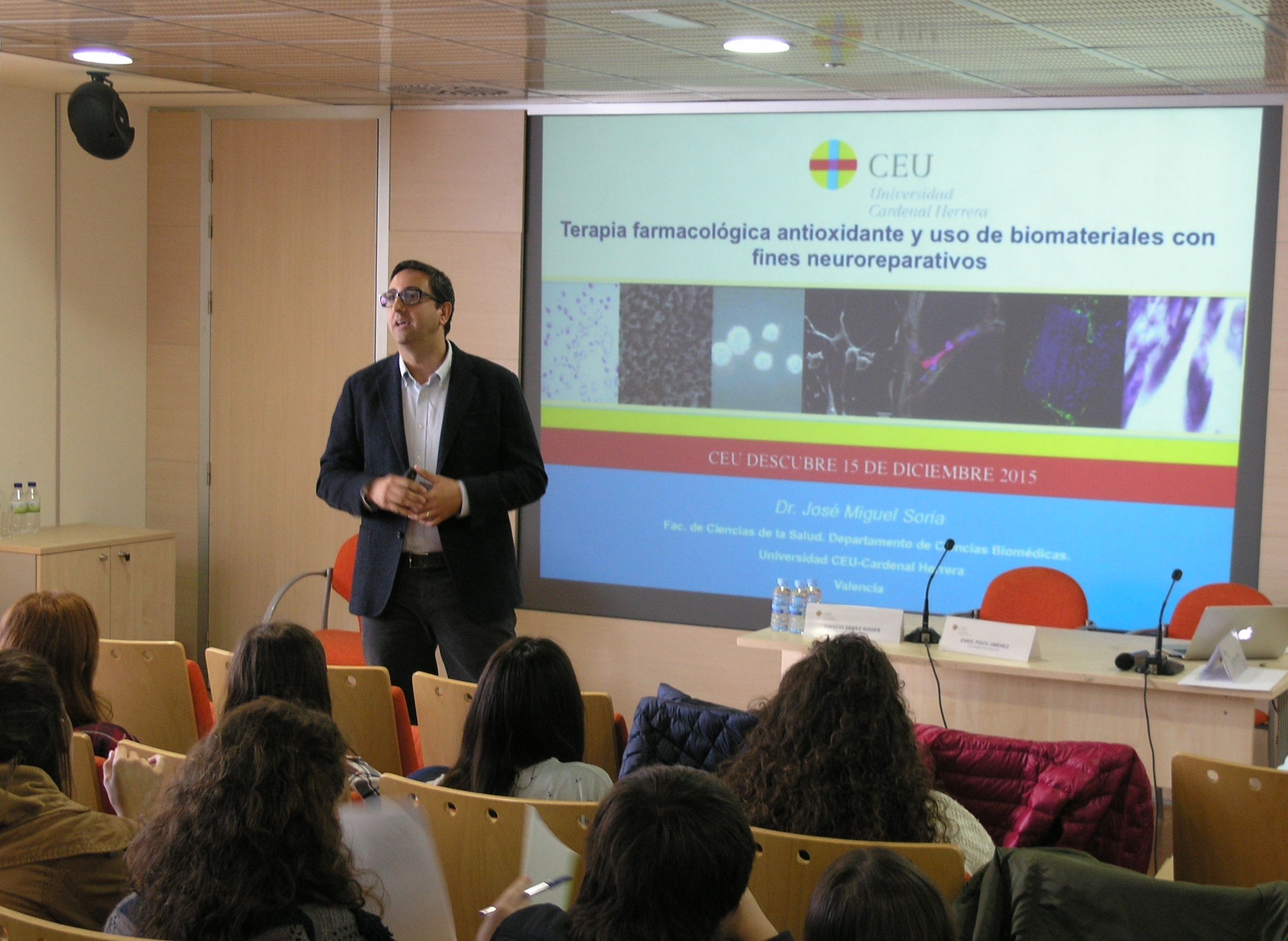 El profesor de la CEU-UCH José Miguel Soria, durante su participación en el ciclo de divulgación CEU Descubre.