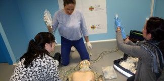 Profesores del Máster de Enfermería del CEU de Elche aplican una técnica novedosa de simulación clínica prehospitalaria
