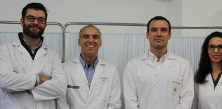 Menos dolor en pruebas ginecológicas, gracias a nuestros investigadores de Medicina, Fisioterapia y Enfermería Los investigadores de la CEU-UCH Juan José Amer, Alejandro Marin-Buck, Juan Francisco Lisón y Gemma Bivia, miembros del equipo autor del ensayo clínico sobre uso de TENS en histeroscopias.