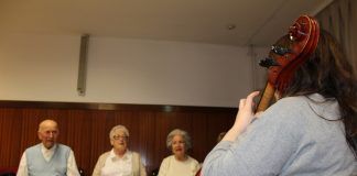 “Les Veus de la Memòria” suenan en el CEU