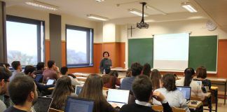 Segundo concurso de Bolsa para estudiantes del CEU