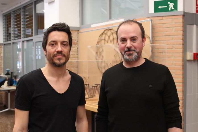 Raúl Climent y Xavi Calvo, de Estudio Menta, en la Escuela de Diseño del CEU.