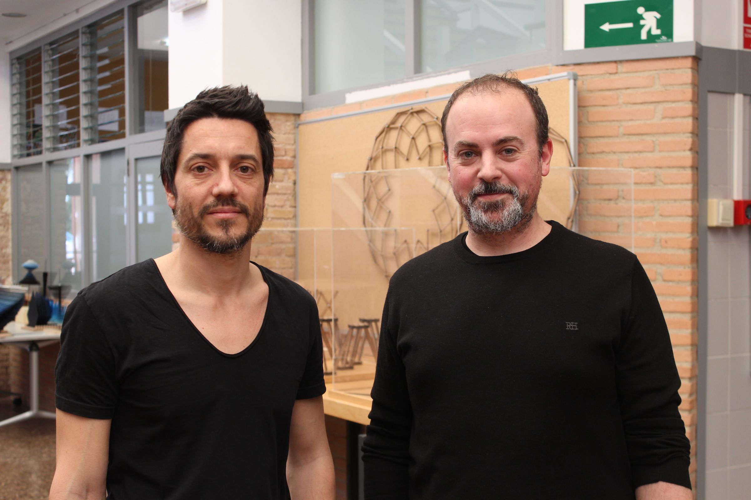 Raúl Climent y Xavi Calvo, de Estudio Menta, en la Escuela de Diseño del CEU. 