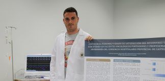 Un estudiante de Enfermería del CEU realiza un estudio pionero sobre pacientes oncológicos con dispositivo intravenoso RVS El estudiante de Enfermería del CEU-UCH de Castellón, Lluis Dols, autor de la investigación dirigida por la coordinadora del Grado, Isabel Almodóvar.