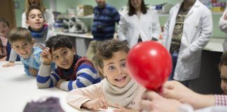 Acercarse al mundo de la ciencia de la mano del CEU
