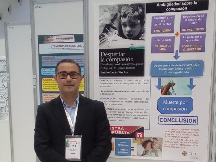 El profesor de Bioética de la CEU UCH, Emilio García Sánchez, en el XII Congreso Internacional de Medicina Paliativa.