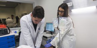 Preparados en simulación clínica para formar mejores médicos y enfermeros