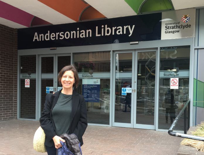 Susana Sanz, catedrática Jean Monnet de la CEU UCH, durante su estancia en la Universidad escocesa de Strathclyde.