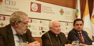 Presentación del Manifiesto «Por una Educación en Libertad»