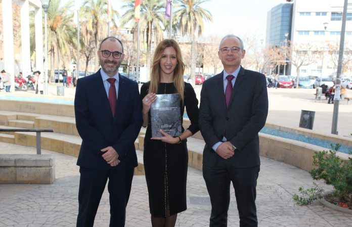 Los doctores Ignacio Pérez Roger, Pilar Madrigal y José Terrado, autores de la investigación realizada en la CEU UCH.