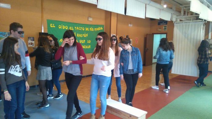 Los estudiantes en el taller de movilidad