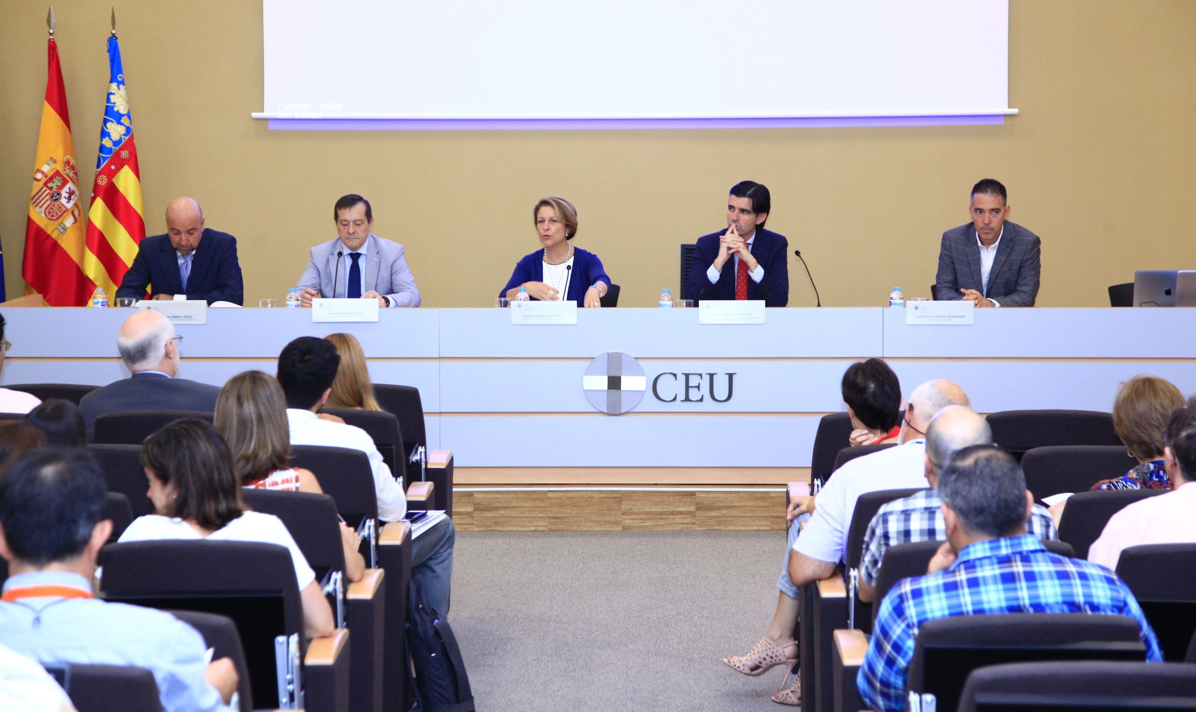 La rectora Rosa Visiedo ha inaugurado las VIII Jornadas de Innovación Docente en la CEU UCH.