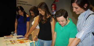 Ayudar a personas con diversidad funcional