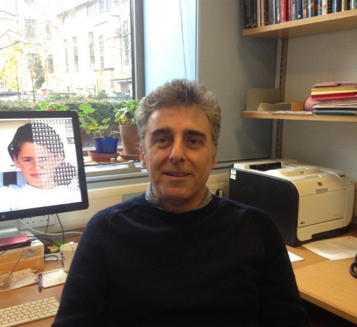 jose-penades-2019-3 José R. Penadés, en la University of Glasgow donde desarrolla su actividad investigadora.