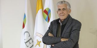 Reforzando la formación de los futuros médicos y enfermeros para atender a las personas mayores