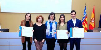Reconocimientos a estudiantes y profesores en el Día de la Patrona de Farmacia