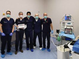 El equipo Acute-19 durante la fase de validación en modelo animal del prototipo, en el Hospital Clínico Veterinario de la Universidad CEU Cardenal Herrera de Valencia.
