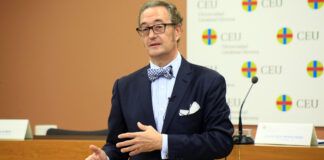 Juan de Dios Crespo: “El deporte profesional no puede parar por la COVID”