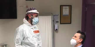 Test de antígenos al personal del CEU de Elche tras las Navidades como protección contra el Covid 19