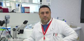 Salvatore Sauro, en el ranking de los investigadores más influyentes del mundo Salvatore Sauro, profesor de Odontología e investigador principal del Grupo de Biomateriales Odontológicos en al Universidad CEU Cardenal Herrera.
