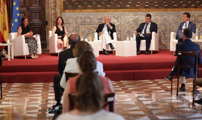 susana-sanz-ceu-uch-converses-federals-gva-2
